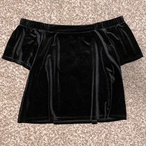Black velvet off the shoulder flowy top size medium
